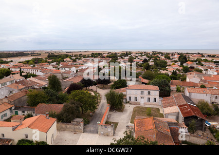 Erhöhten Blick auf Marsilly Dorf in der Nähe von La Rochelle in Frankreich Stockfoto