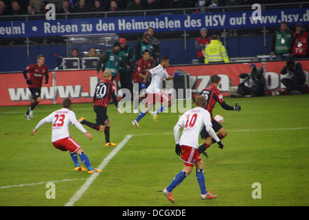 Die Fußball-Spieler Dennis Aogo vom Hamburger Sportverein HSV Hamburg auch mit Rafael van der Vaart-team Stockfoto