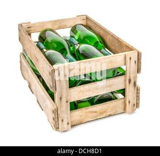 Jahrgang Wein Holzkiste gefüllt mit weißen Weinflaschen Stockfoto