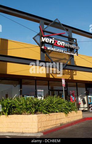 Das äußere eines Verizon wireless Store in Santa Ana, Kalifornien USA Stockfoto