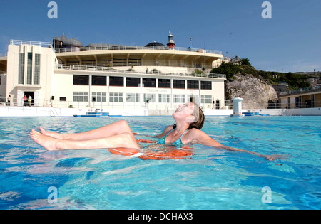 Der berühmte Plymouth Tinside Pool Stockfoto