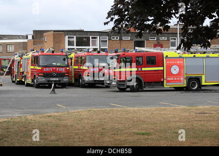 Croydon, UK, 18. August 2013. Territorial Army Center dient als Basis für 27 Feuerwehrautos der Feuer-Behörde im Falle eines Streiks Inszenierung von London Feuerwehr im Streit mit der Regierung über Renten. Bildnachweis: HOT SHOTS/Alamy Live-Nachrichten Stockfoto