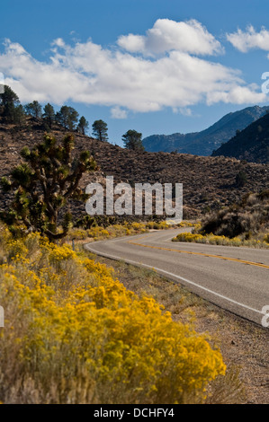 Autobahn-Route 178 in der Nähe von Walker Pass, Kern County, Kalifornien Stockfoto