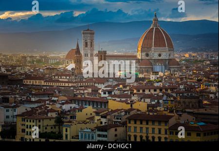 Sonnenuntergang vom Piazzale Michelangelo in Firenze (Florenz), Italien Stockfoto