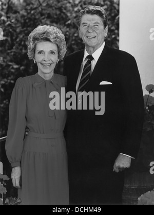 Digital restaurierte American History Foto von Präsident Ronald Reagan und seine Frau Nancy. Stockfoto