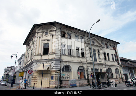 Es ist ein Foto von Straße und Hausnummer des Georgetown Penang in Malaysia Stockfoto