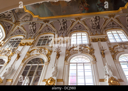 Inneren Kunstwerke, Dekoration und Architektur.  Rastrelli Jordanien Treppe Dekoration. Der Eremitage St. Petersburg Russland Stockfoto