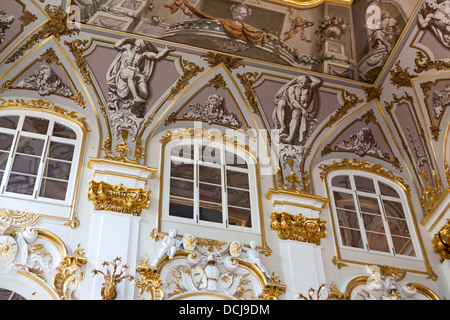 Inneren Kunstwerke, Dekoration und Architektur.  Rastrelli Jordanien Treppe Dekoration. Der Eremitage St. Petersburg Russland Stockfoto