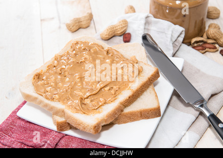 Frisch zubereitetes Peanut Butter Sandwich Stockfoto