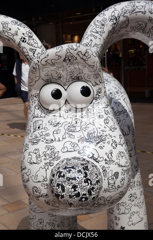 Doodles Gromit, Gromit entfesselt, eine Spur von 80 Gromit Werken der Kunst in Bristol für 10 Wochen. Stockfoto