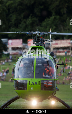 Großen westlichen Air Ambulance Helikopter G-NDAA bei der 35. Bristol internationale Ballon-Fiesta. Bristol, England, Vereinigtes Königreich. Stockfoto