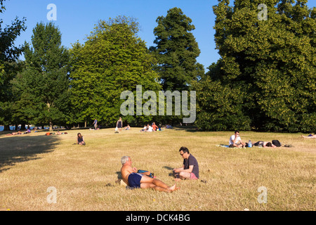 Hitzewelle 2013 - Hyde Park - London Stockfoto