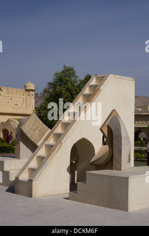 Astronomische Geräte bei Jantar Mantar Sternwarte - Jaipur, Rajasthan, Indien Stockfoto