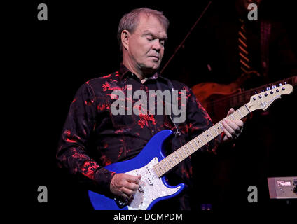 Glen Campbell Durchführung seiner "guten Zeiten - The Final Farewell" tour in Liverpool Philharmonic Hall Liverpool, England - 25.10.11 Stockfoto