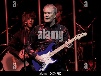 Glen Campbell Durchführung seiner "guten Zeiten - The Final Farewell" tour in Liverpool Philharmonic Hall Liverpool, England - 25.10.11 Stockfoto