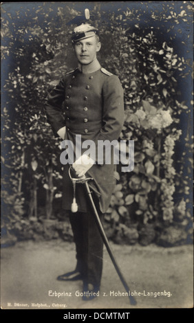 AK Erbprinz Gottfried Zu Hohenlohe-Langenburg, Uniform, Säbel Stockfoto