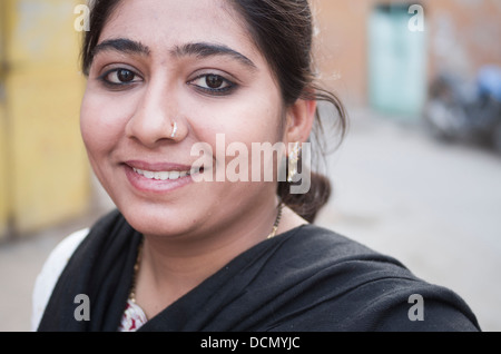 Schöne mittlere gealterte Frau - Jodhpur, Rajasthan, Indien Stockfoto