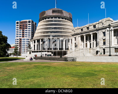 dh Parlament WELLINGTON NEW ZEALAND moderner Bienenstock und Altbauten Parliament House Stockfoto