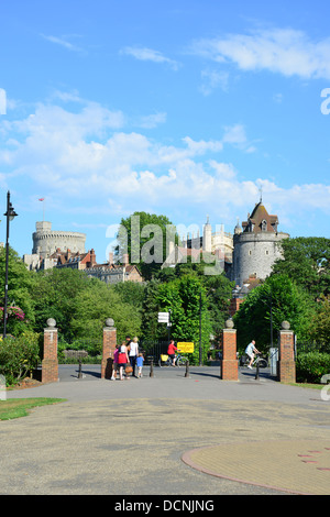 Windsor Castle von Alexandra Gardens, Windsor, Berkshire, England, Vereinigtes Königreich Stockfoto