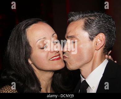 Ruben und Isabel Toledo besucht Fashion Group International 28. jährliche Nacht der Stars bei Cipriani Wall Street New York City, USA - 27.10.11 Stockfoto