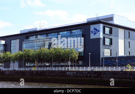 STV-Gebäude am Ufer des Flusses Clyde am Pacific Quay in Glasgow Stockfoto