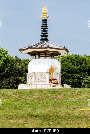 Der Friedenspagode, Milton Keynes Stockfoto