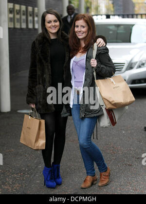 Sophie McShera und Amy Nuttall im ITV Studios London, England - 07.11.11 Stockfoto