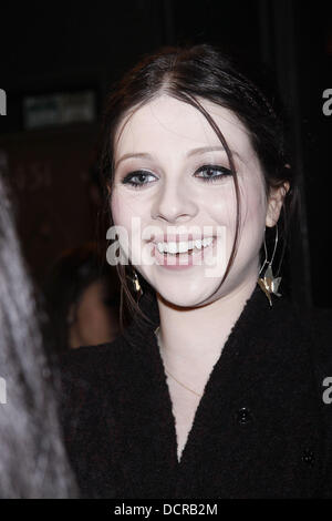 Michelle Trachtenberg aus 'Gossip Girl' Celebrity Scharaden 2011: Down und Derby statt im Highline Ballroom - Ankünfte.  New York City, USA - 14.11.11 Stockfoto