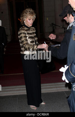 Jane Fonda vor dem Hotel Ritz in Paris Paris, Frankreich - 14.11.11 Stockfoto