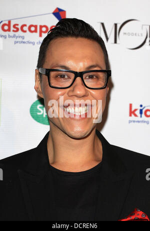 GOK Wan Specsavers Brillenträger des Jahres Awards 2011 an der Battersea Power Station - Ankünfte London, England - 15.11.11 Stockfoto