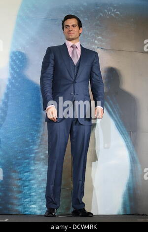 Tokio, Japan. 22. August 2013. Henry Cavill, 21. August 2013: Henry Cavill, Film "Man of Steel" Japan-Premiere am 21. August 2013 Tokyo Japan Credit: Aflo Co. Ltd./Alamy Live News Stockfoto