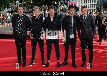 Von links band Harry Styles, Niall Horan, Louis Tomlinson, Zayn Malik und Liam Payne von Briten eine Richtung. Stockfoto