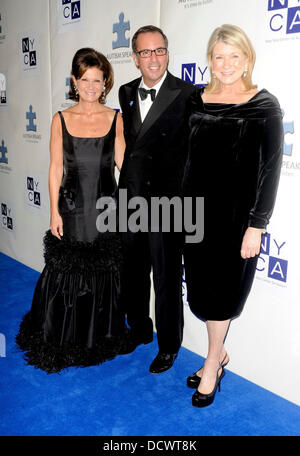 Martha Stewart mit Gästen "A lustige Angelegenheit für Autismus" im The Plaza Hotel - Ankunft New York City, USA - 05.12.11 Stockfoto