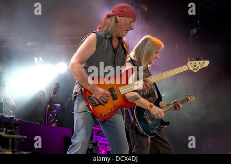 Roger Glover und Steve Morse Deep Purple durchführen live in Gothenburg Gothenburg, Schweden - 10.12.11 Stockfoto