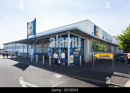 Lidl Supermarkt außen Littlehampton Stockfoto