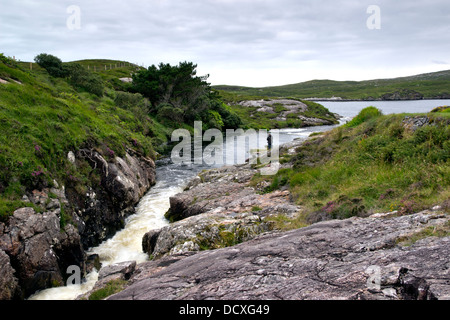 Fliegen Sie Fischer in Amhuinnsuidhe Castle Hotel Insel Harris Schottland Großbritannien Stockfoto