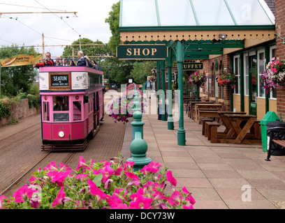 Colyton Station mit der Straßenbahn zu Seaton, Devon, UK 2013 Stockfoto