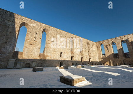 Innere des zerstörten St. Brigitta Kloster in Pirita Bereich, Tallinn, Estland Stockfoto