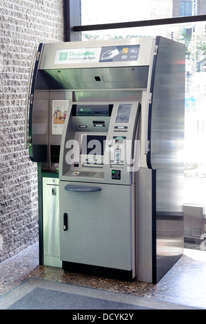 Desjardins automatisiert Bankangestellten, Provinz Quebec, Kanada. Stockfoto
