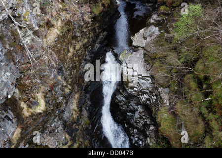 Fallenden Wassers an der Corrieshalloch-Schlucht und Wasserfälle von Measach in Schottland, in der Nähe von Ullapool in Schottisches Hochland Stockfoto