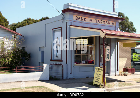 Ehemalige Bankgebäude von Tasmanien in Beaconsfield, die jetzt einen shop Stockfoto