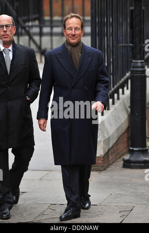 Richard Desmond kommt bei der Leveson-Untersuchung bei den Royal Courts of Justice statt. London, England - 12.01.12 Stockfoto