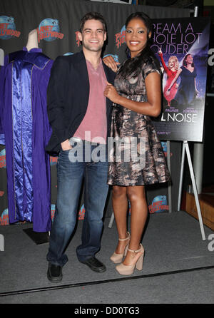 Jeremy Jordan und Keke Palmer, Förderung der neue Film "Joyful Noise" im Planet Hollywood Times Square New York City, USA - 13.01.12 Stockfoto