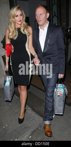 Anthony Cotton und Gast BBC Radio Times decken Awards statt auf Claridge - Abflüge London, England - 17.01.12 Stockfoto