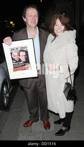 Kevin Whitely und Gast BBC Radio Times decken Awards statt auf Claridge - Abflüge London, England - 17.01.12 Stockfoto