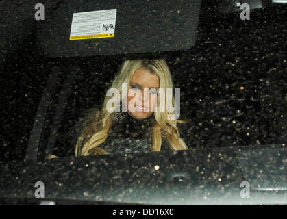 Schwangere Jessica Simpson verlassen Mastro Restaurant Los Angeles, Kalifornien - 18.01.12 Stockfoto