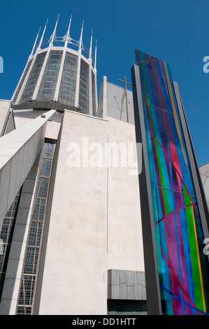 Multi-farbigen Glas-Stele, Stained glass Panel, Liverpool Metropolitan Cathedral, Liverpool, UK Stockfoto