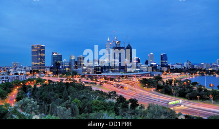 Blick auf Perth Skyline vom Kings park Stockfoto