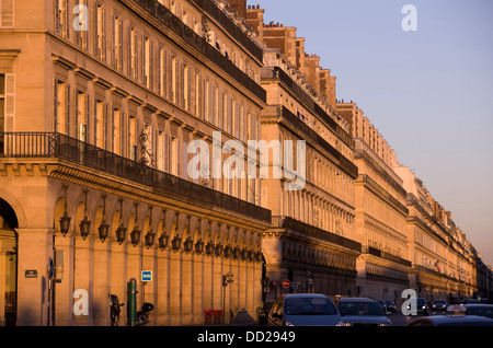 RUE DE RIVOLI-PARIS FRANKREICH Stockfoto