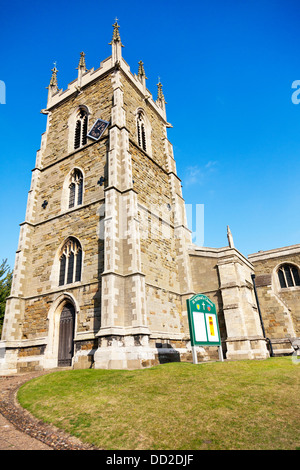 St Wilfrid Kirche Alford Dorf Lincolnshire UK England außerhalb der äußeren Blende Fassade Tower Turm Stockfoto